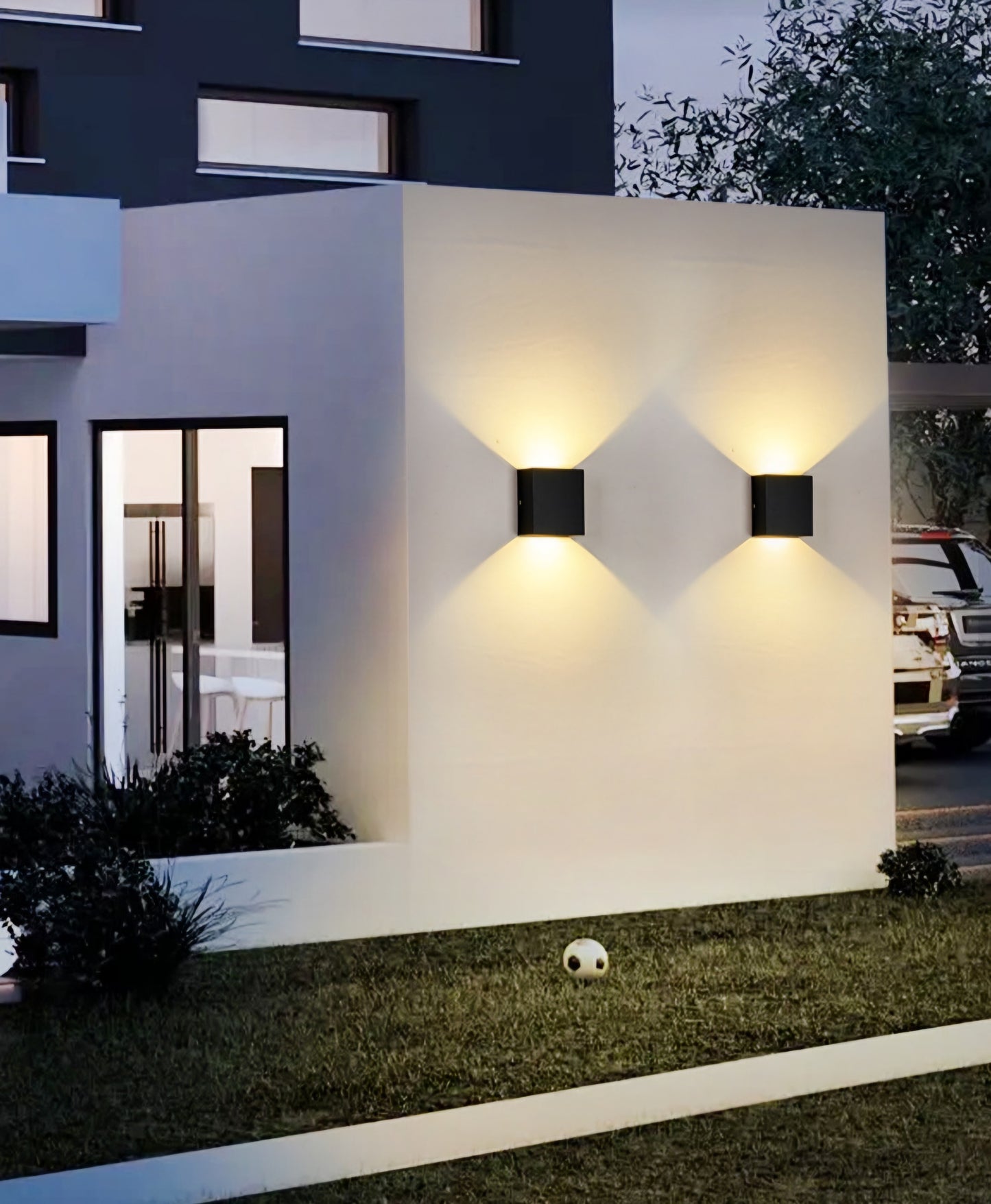 Adjustable Wall Mounted Light